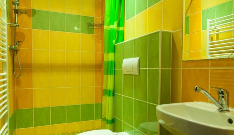 Pension a Hostel Udírna Jindřichův Hradec - Dvoulůžkový pokoj, Třílůžkový pokoj